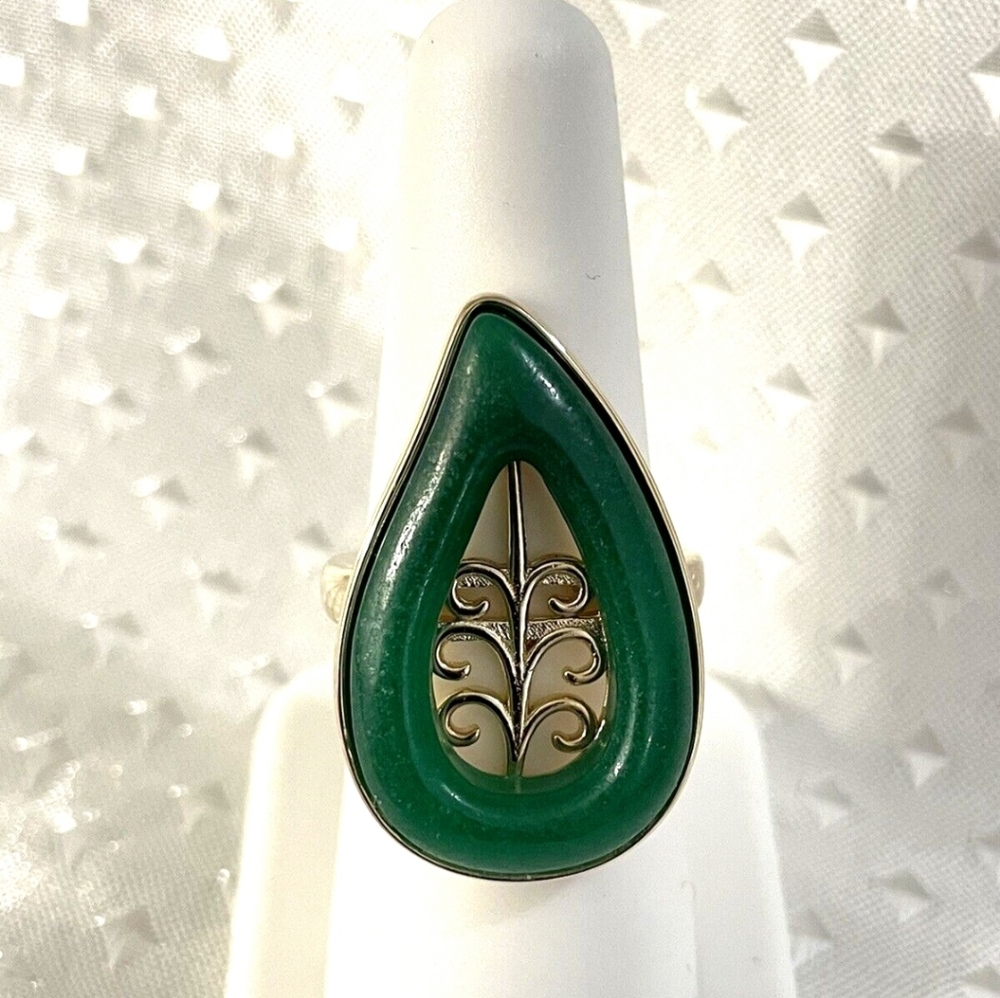 Genuine Jade Ring in 18k Gold over Sterling Silver Ring Size 7! 💍 - Picture 2 of 7